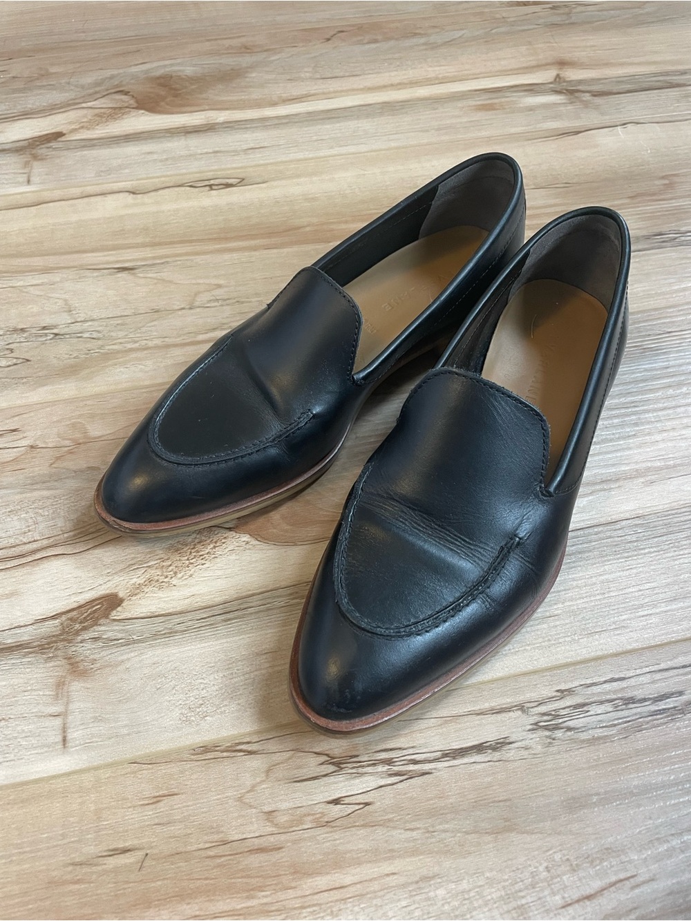 Everlane Black Leather Women's Slip-On Loafers